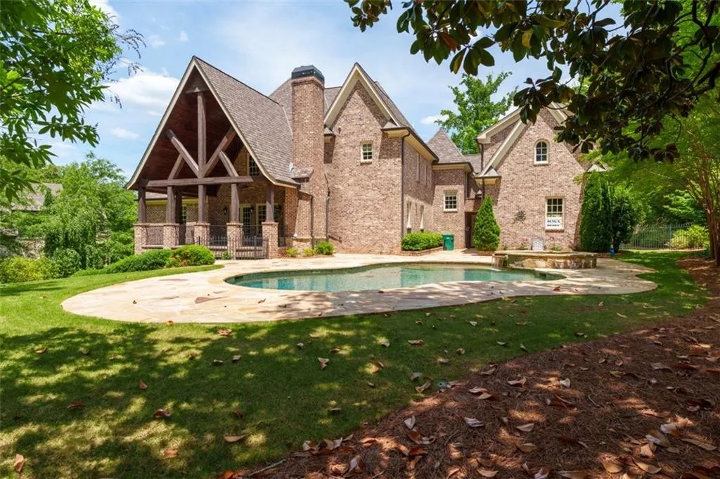 4914 Powers Ferry Road, Atlanta, Georgia 30327, 5 Bedrooms Bedrooms, ,5 BathroomsBathrooms,Residential,Sold,4914 Powers Ferry Road,7344987