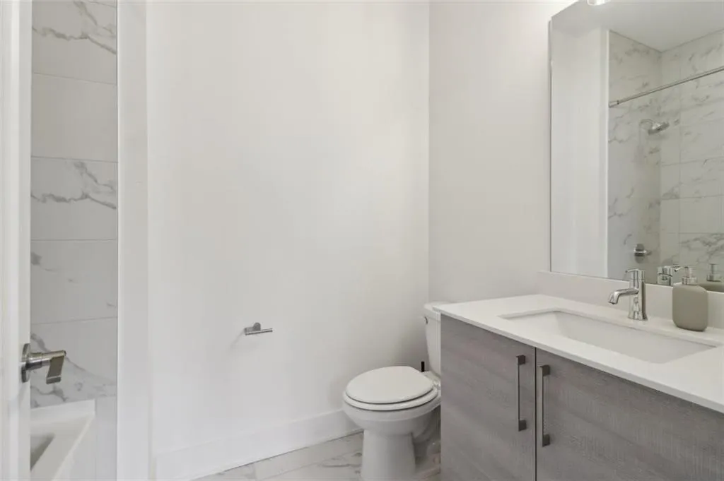 1251 Chelsea Circle Nw Unit #30, Atlanta, Georgia 30318, 3 Bedrooms Bedrooms, ,3 BathroomsBathrooms,Residential,For Sale,1251 Chelsea Circle Nw Unit #30,7589188