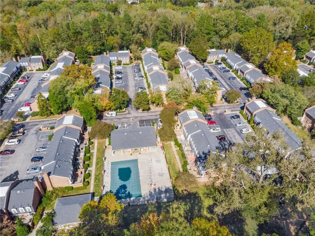 Community Pool Community Pool