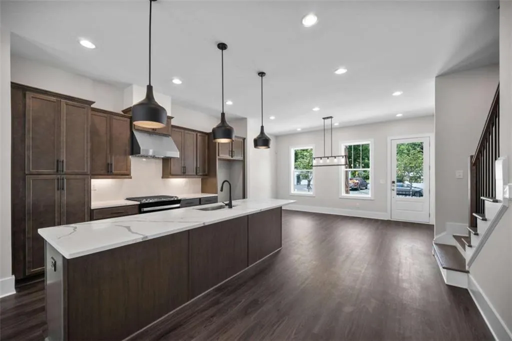 2443 Sycamore Road, Atlanta, Georgia 30318, 3 Bedrooms Bedrooms, ,3 BathroomsBathrooms,Residential,For Sale,2443 Sycamore Road,7642678
