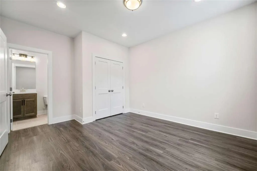 2443 Sycamore Road, Atlanta, Georgia 30318, 3 Bedrooms Bedrooms, ,3 BathroomsBathrooms,Residential,For Sale,2443 Sycamore Road,7642678