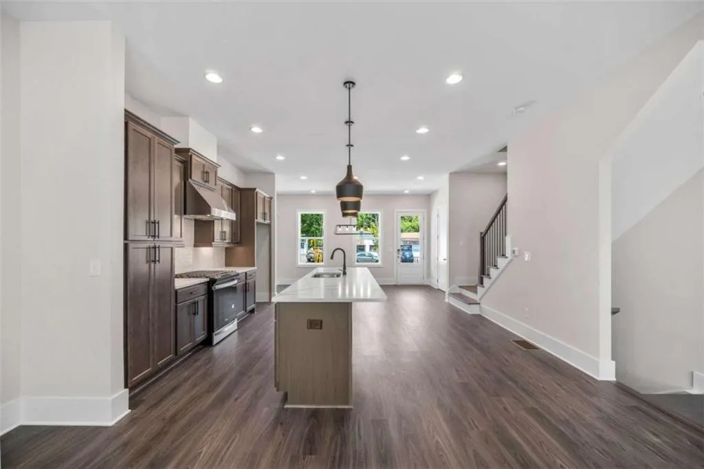 2443 Sycamore Road, Atlanta, Georgia 30318, 3 Bedrooms Bedrooms, ,3 BathroomsBathrooms,Residential,For Sale,2443 Sycamore Road,7642678