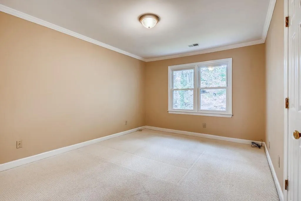 Sandy Springs, Georgia 30350, 3 Bedrooms Bedrooms, ,2 BathroomsBathrooms,Residential,Sold,6798421