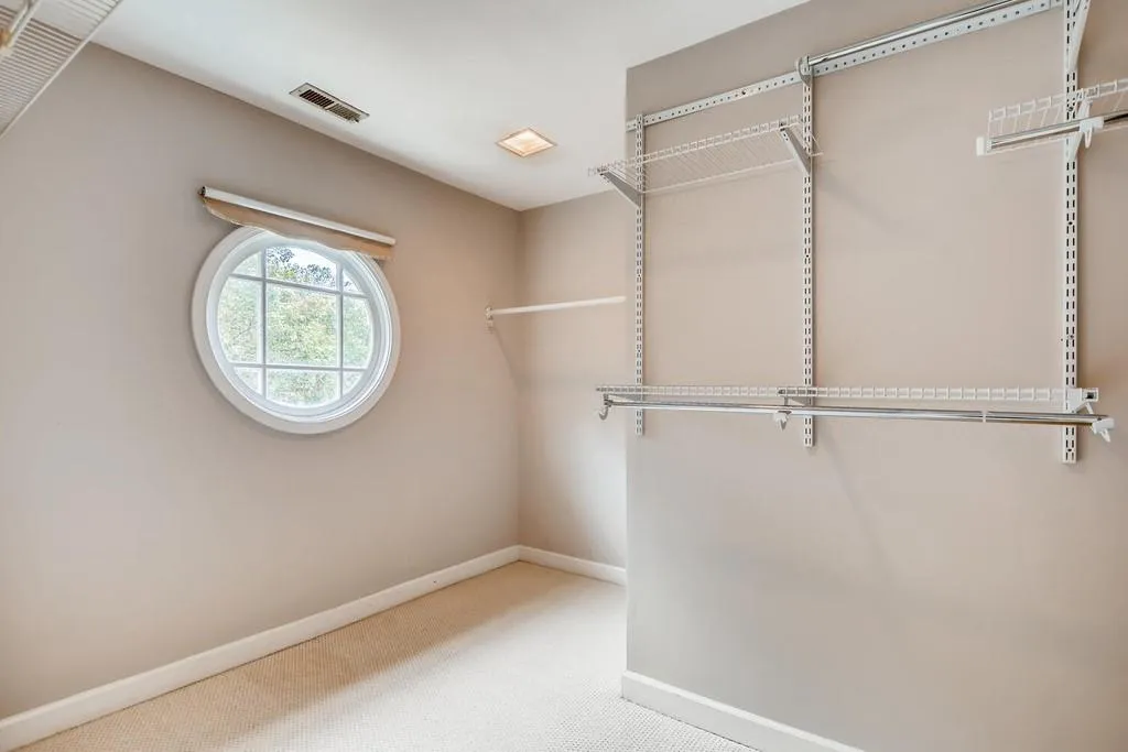 Sandy Springs, Georgia 30350, 3 Bedrooms Bedrooms, ,2 BathroomsBathrooms,Residential,Sold,6798421