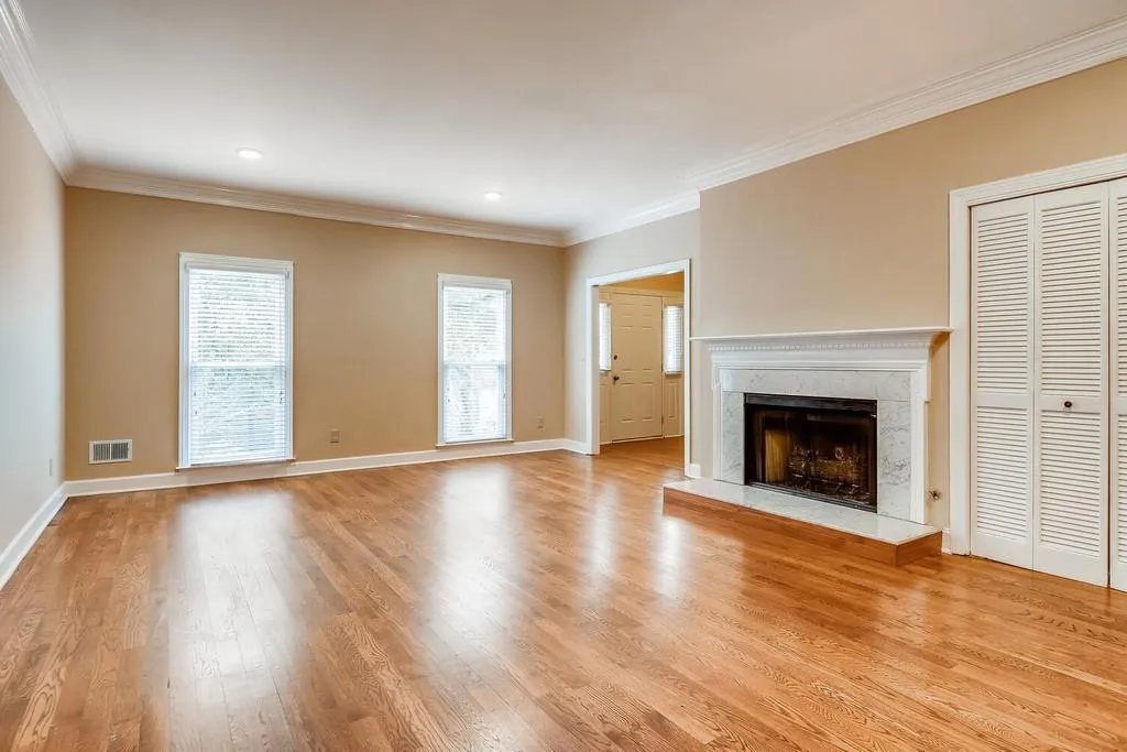 Sandy Springs, Georgia 30350, 3 Bedrooms Bedrooms, ,2 BathroomsBathrooms,Residential,Sold,6798421