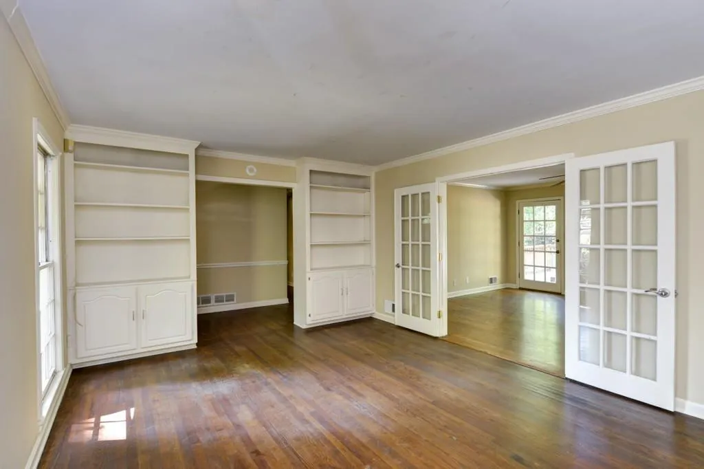 4780 High Point Road, Atlanta, Georgia 30342, 3 Bedrooms Bedrooms, ,2 BathroomsBathrooms,Residential,Sold,4780 High Point Road,5776308