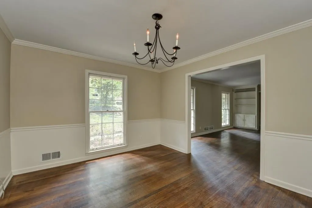 4780 High Point Road, Atlanta, Georgia 30342, 3 Bedrooms Bedrooms, ,2 BathroomsBathrooms,Residential,Sold,4780 High Point Road,5776308