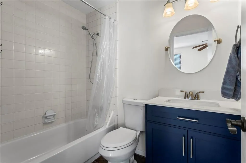 1028 Riverbend Club Drive Se, Atlanta, Georgia 30339, 2 Bedrooms Bedrooms, ,2 BathroomsBathrooms,Residential,For Sale,1028 Riverbend Club Drive Se,7644844