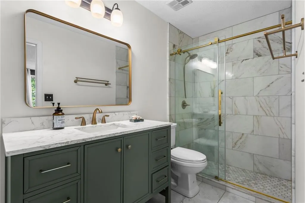 1028 Riverbend Club Drive Se, Atlanta, Georgia 30339, 2 Bedrooms Bedrooms, ,2 BathroomsBathrooms,Residential,For Sale,1028 Riverbend Club Drive Se,7644844