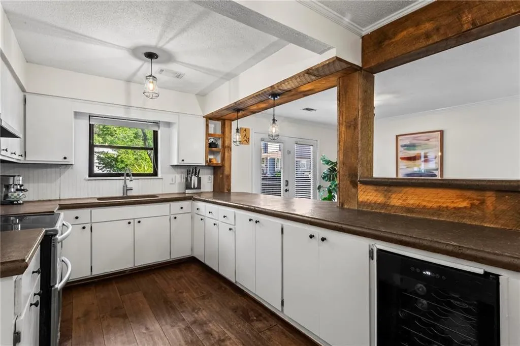 1028 Riverbend Club Drive Se, Atlanta, Georgia 30339, 2 Bedrooms Bedrooms, ,2 BathroomsBathrooms,Residential,For Sale,1028 Riverbend Club Drive Se,7644844