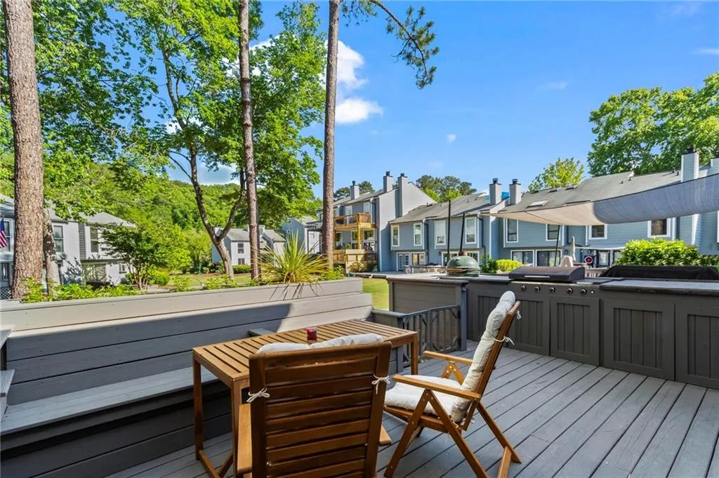 1028 Riverbend Club Drive Se, Atlanta, Georgia 30339, 2 Bedrooms Bedrooms, ,2 BathroomsBathrooms,Residential,For Sale,1028 Riverbend Club Drive Se,7644844