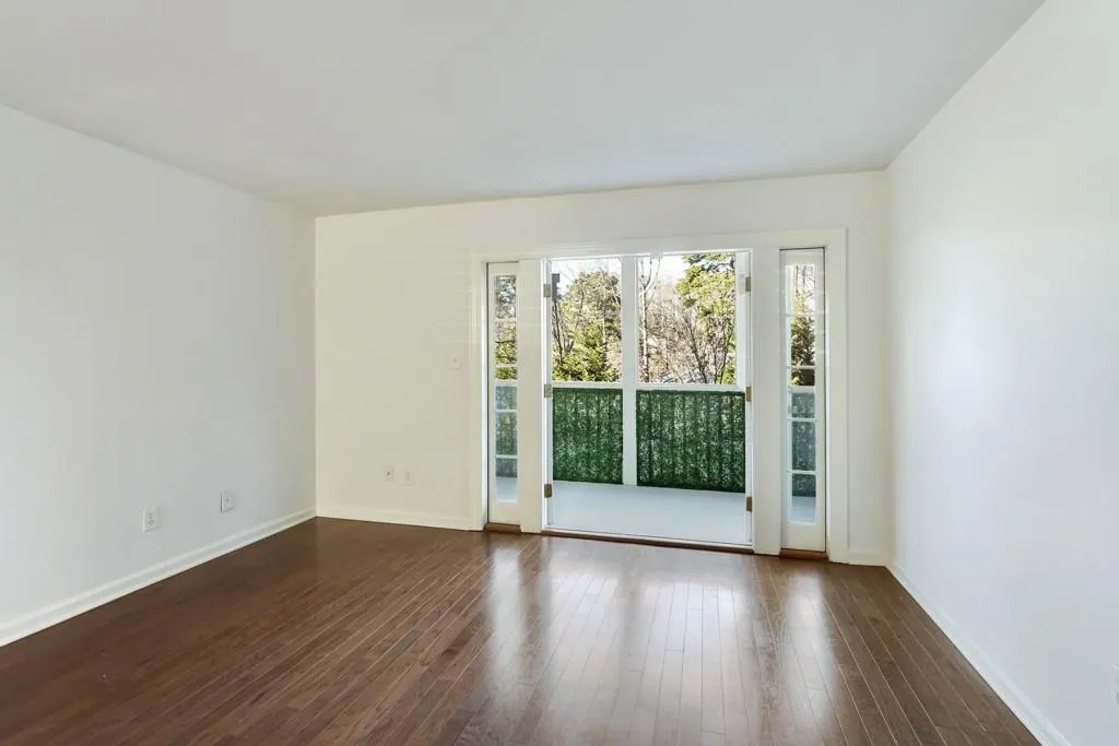 1445 Monroe Drive Unit E32, Atlanta, Georgia 30324, 1 Bedroom Bedrooms, ,1 BathroomBathrooms,Residential,Sold,1445 Monroe Drive Unit E32,5954878