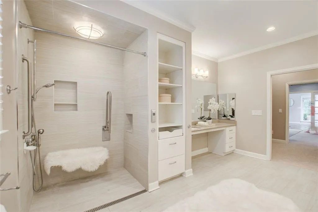 8920 River Landing Way, Sandy Springs, Georgia 30350, 5 Bedrooms Bedrooms, ,3 BathroomsBathrooms,Residential,Sold,8920 River Landing Way,7238631 8920 River Landing Way, Sandy Springs, Georgia 30350, 5 Bedrooms Bedrooms, ,3 BathroomsBathrooms,Residential,Sold,8920 River Landing Way,7238631