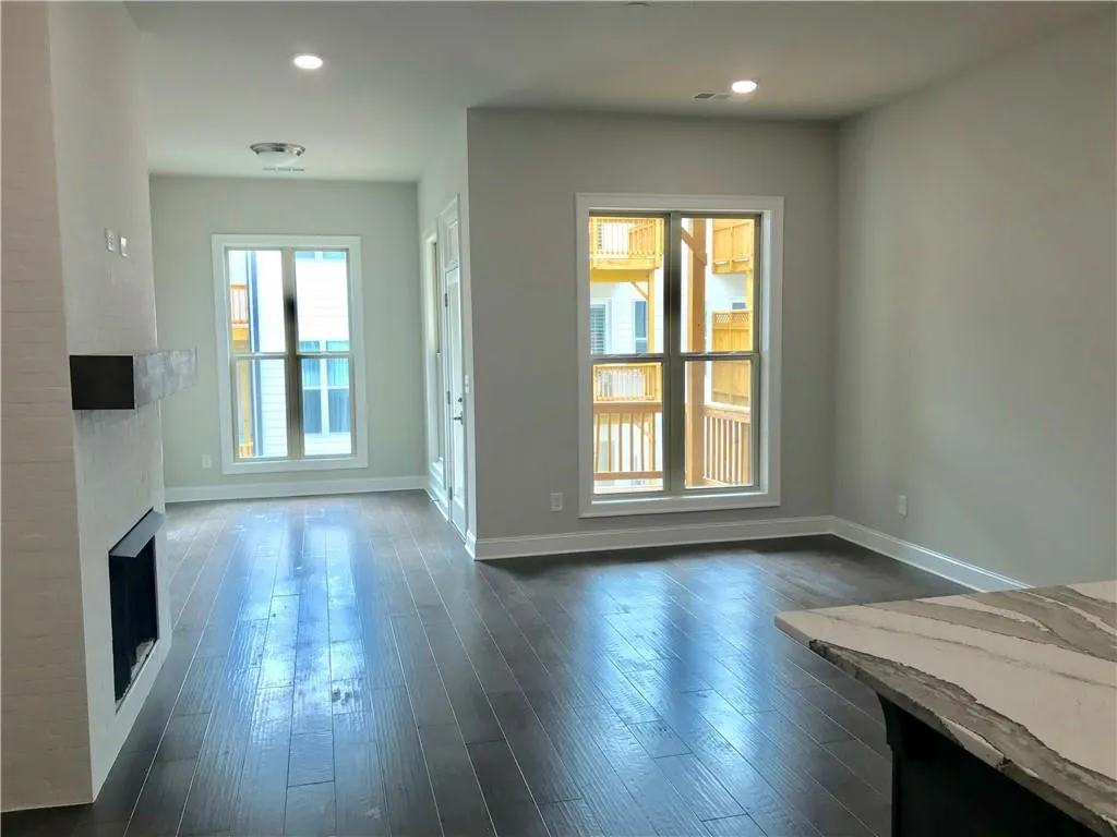 4323 Parkside Place Unit 19, Sandy Springs, Georgia 30342, 3 Bedrooms Bedrooms, ,3 BathroomsBathrooms,Residential,Sold,4323 Parkside Place Unit 19,6605724