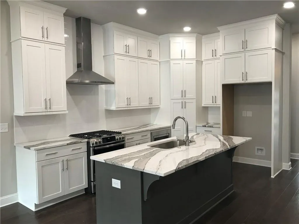 4323 Parkside Place Unit 19, Sandy Springs, Georgia 30342, 3 Bedrooms Bedrooms, ,3 BathroomsBathrooms,Residential,Sold,4323 Parkside Place Unit 19,6605724