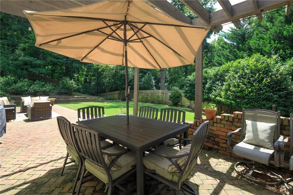 545 Forestdale Drive, Atlanta, Georgia 30342, 3 Bedrooms Bedrooms, ,3 BathroomsBathrooms,Residential,Sold,545 Forestdale Drive,7100001