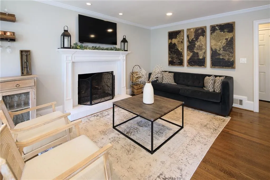 545 Forestdale Drive, Atlanta, Georgia 30342, 3 Bedrooms Bedrooms, ,3 BathroomsBathrooms,Residential,Sold,545 Forestdale Drive,7100001