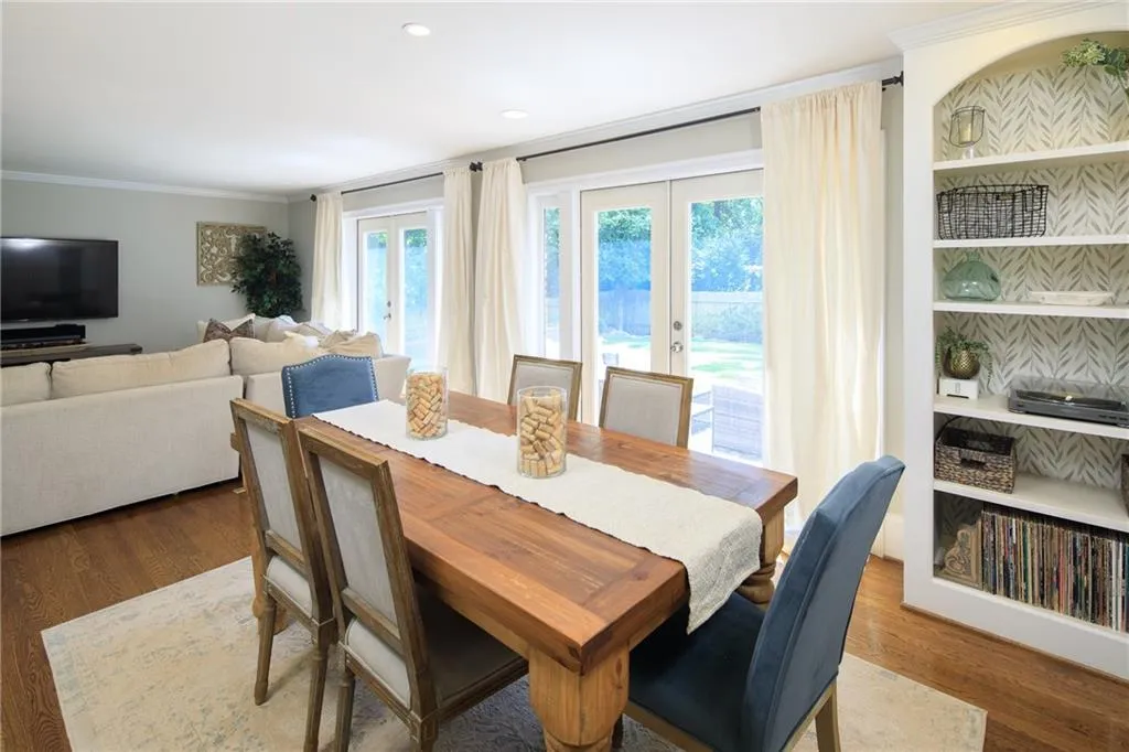 545 Forestdale Drive, Atlanta, Georgia 30342, 3 Bedrooms Bedrooms, ,3 BathroomsBathrooms,Residential,Sold,545 Forestdale Drive,7100001