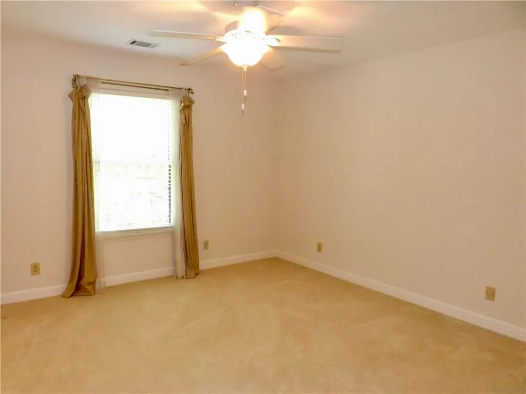 2075 Dunwoody Heritage Drive, Sandy Springs, Georgia 30350, 4 Bedrooms Bedrooms, ,2 BathroomsBathrooms,Residential,Sold,2075 Dunwoody Heritage Drive,6031107