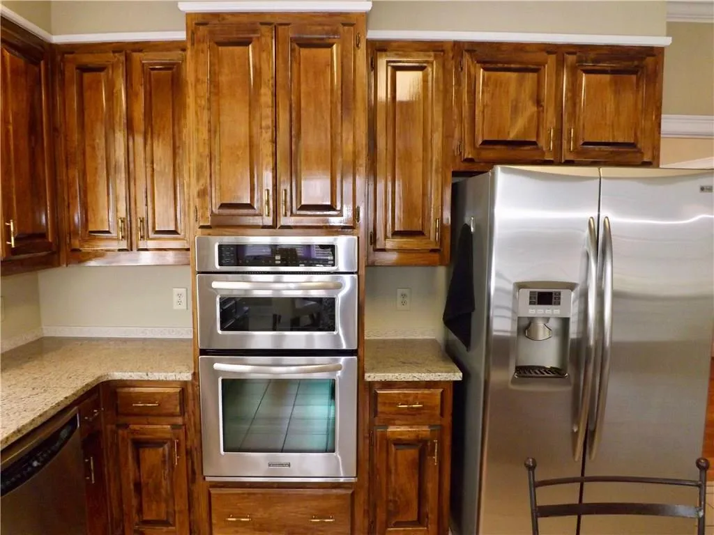 2075 Dunwoody Heritage Drive, Sandy Springs, Georgia 30350, 4 Bedrooms Bedrooms, ,2 BathroomsBathrooms,Residential,Sold,2075 Dunwoody Heritage Drive,6031107