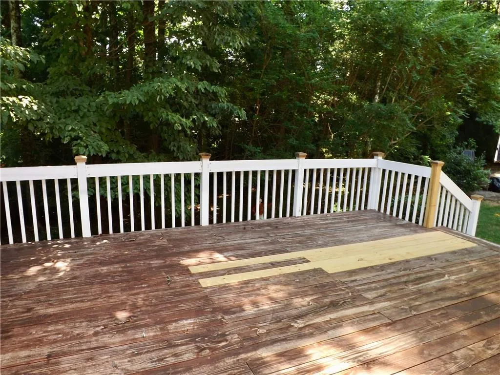 2075 Dunwoody Heritage Drive, Sandy Springs, Georgia 30350, 4 Bedrooms Bedrooms, ,2 BathroomsBathrooms,Residential,Sold,2075 Dunwoody Heritage Drive,6031107