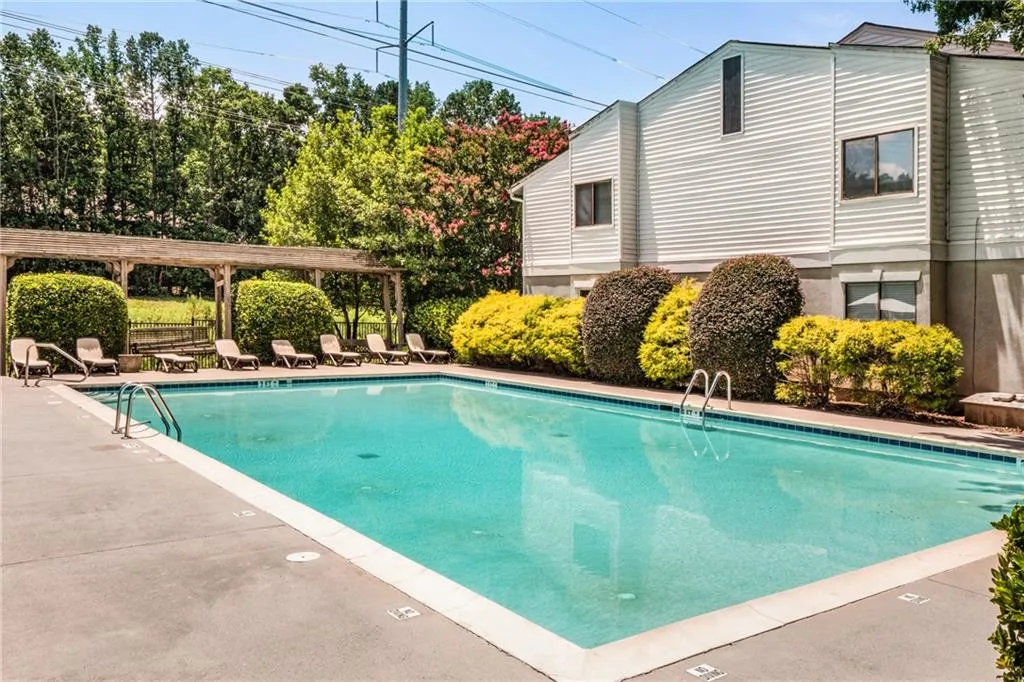 1003 Wingate Way, Sandy Springs, Georgia 30350, 2 Bedrooms Bedrooms, ,2 BathroomsBathrooms,Residential,Sold,1003 Wingate Way,7154116
