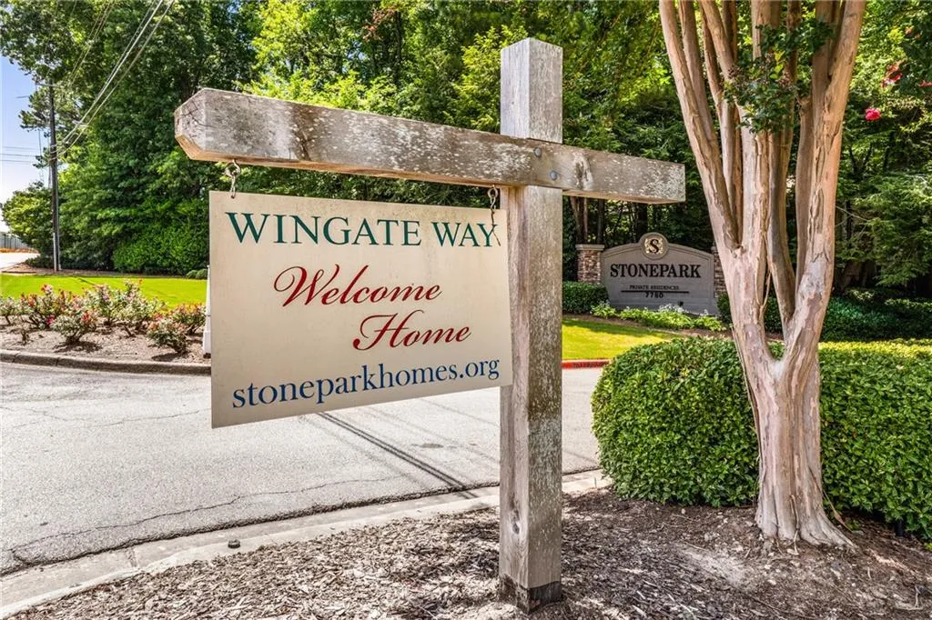 1003 Wingate Way, Sandy Springs, Georgia 30350, 2 Bedrooms Bedrooms, ,2 BathroomsBathrooms,Residential,Sold,1003 Wingate Way,7154116
