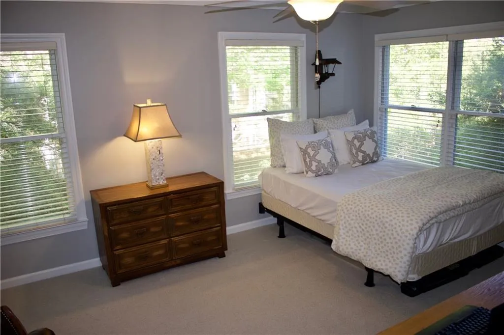 7500 Roswell Road Unit 99, Sandy Springs, Georgia 30350, 2 Bedrooms Bedrooms, ,2 BathroomsBathrooms,Residential,Sold,7500 Roswell Road Unit 99,6509729