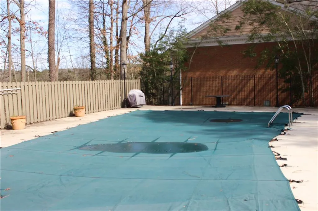 7500 Roswell Road Unit 99, Sandy Springs, Georgia 30350, 2 Bedrooms Bedrooms, ,2 BathroomsBathrooms,Residential,Sold,7500 Roswell Road Unit 99,6509729