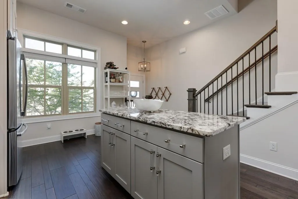 4231 Deming Circle, Sandy Springs, Georgia 30342, 2 Bedrooms Bedrooms, ,2 BathroomsBathrooms,Residential,Sold,4231 Deming Circle,6865567
