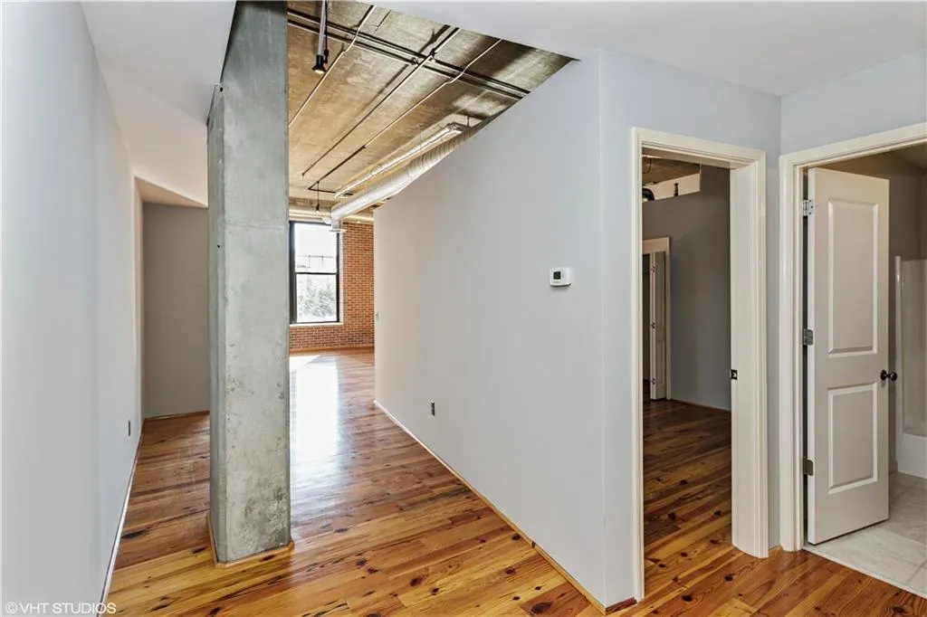 6105 Blue Stone Road Unit 210, Atlanta, Georgia 30328, 2 Bedrooms Bedrooms, ,2 BathroomsBathrooms,Residential,Sold,6105 Blue Stone Road Unit 210,5934756