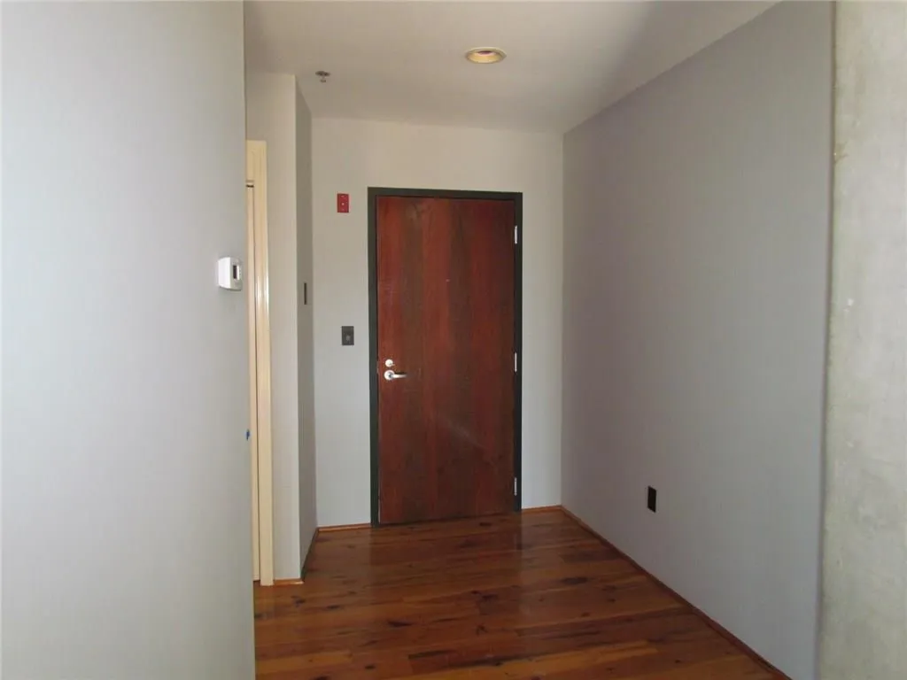 6105 Blue Stone Road Unit 210, Atlanta, Georgia 30328, 2 Bedrooms Bedrooms, ,2 BathroomsBathrooms,Residential,Sold,6105 Blue Stone Road Unit 210,5934756