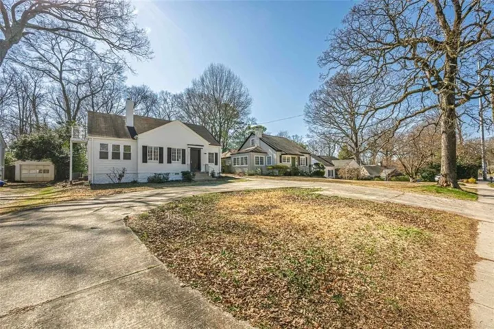 1977 N Decatur Road N, Atlanta, Georgia 30307
