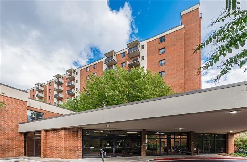 300 Johnson Ferry Road Unit A610, Atlanta, Georgia 30328, 1 Bedroom Bedrooms, ,1 BathroomBathrooms,Residential,For Sale,300 Johnson Ferry Road Unit A610,7736280