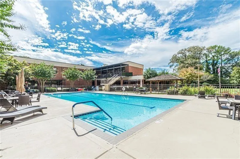 300 Johnson Ferry Road Unit A610, Atlanta, Georgia 30328, 1 Bedroom Bedrooms, ,1 BathroomBathrooms,Residential,For Sale,300 Johnson Ferry Road Unit A610,7736280