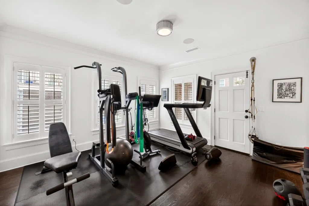 58 Sheridan Drive Ne Unit 19, Atlanta, Georgia 30305, 3 Bedrooms Bedrooms, 0 ,3 BathroomsBathrooms,Residential,For Sale,58 Sheridan Drive Ne Unit 19,7730356