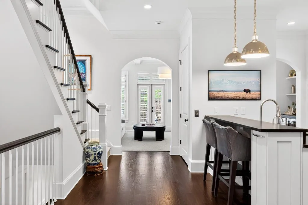 58 Sheridan Drive Ne Unit 19, Atlanta, Georgia 30305, 3 Bedrooms Bedrooms, 0 ,3 BathroomsBathrooms,Residential,For Sale,58 Sheridan Drive Ne Unit 19,7730356