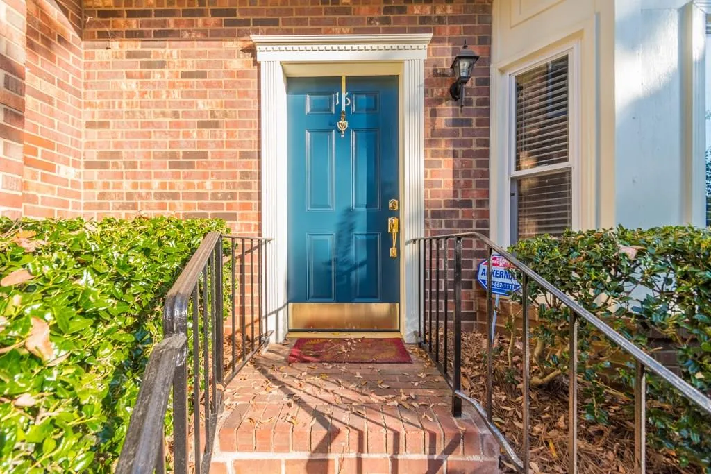 16 Jefferson Hill Place Ne, Atlanta, Georgia 30342, 2 Bedrooms Bedrooms, ,2 BathroomsBathrooms,Residential,Sold,16 Jefferson Hill Place Ne,5768347