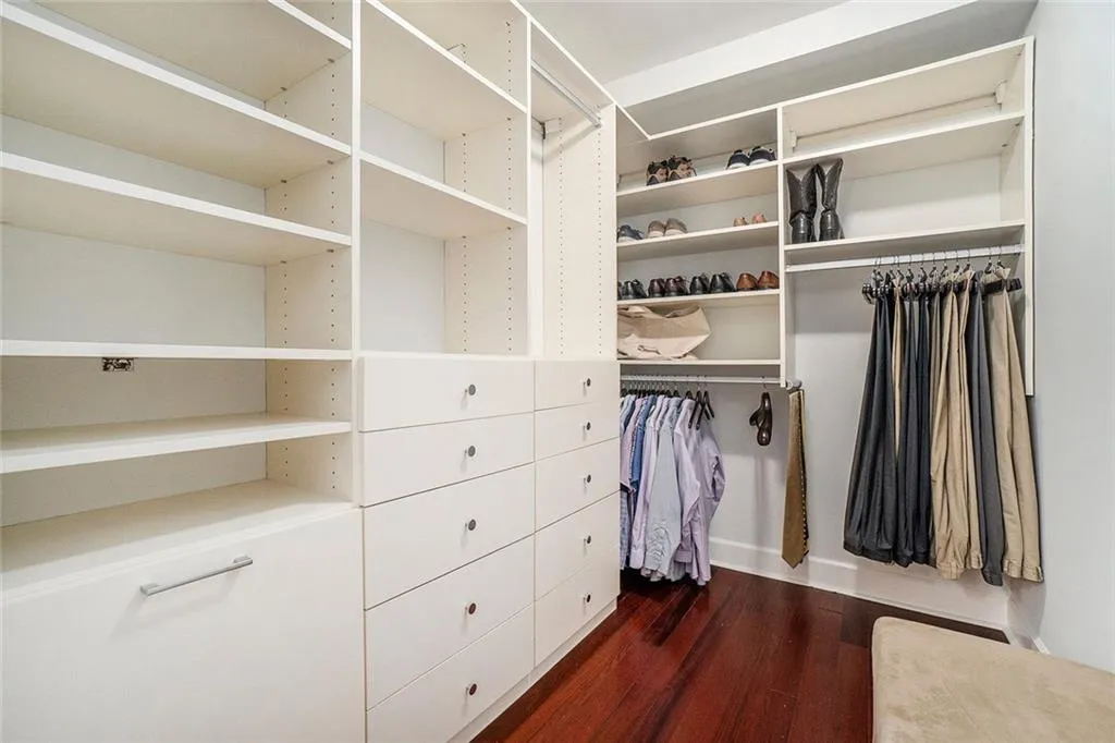 200 River Vista Drive Unit 307, Atlanta, Georgia 30339, 2 Bedrooms Bedrooms, ,2 BathroomsBathrooms,Residential,For Sale,200 River Vista Drive Unit 307,7635111