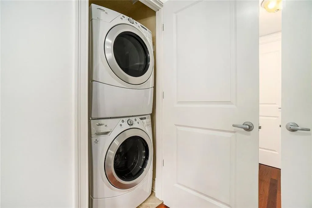 200 River Vista Drive Unit 307, Atlanta, Georgia 30339, 2 Bedrooms Bedrooms, ,2 BathroomsBathrooms,Residential,For Sale,200 River Vista Drive Unit 307,7635111