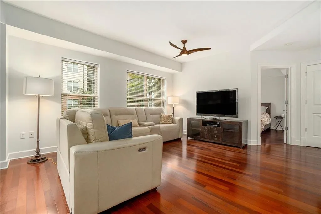 200 River Vista Drive Unit 307, Atlanta, Georgia 30339, 2 Bedrooms Bedrooms, ,2 BathroomsBathrooms,Residential,For Sale,200 River Vista Drive Unit 307,7635111