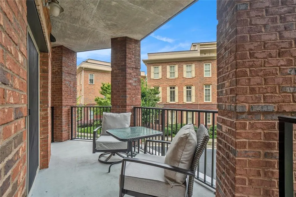200 River Vista Drive Unit 307, Atlanta, Georgia 30339, 2 Bedrooms Bedrooms, ,2 BathroomsBathrooms,Residential,For Sale,200 River Vista Drive Unit 307,7635111