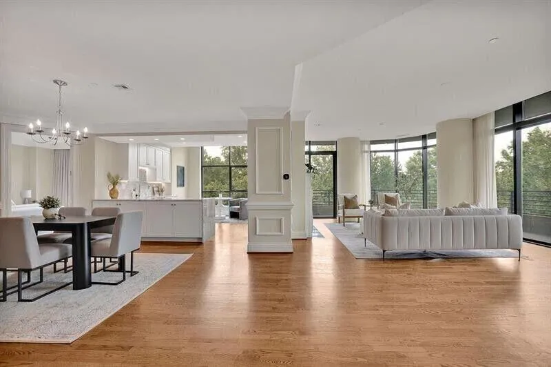 750 Park Avenue Ne Unit 6e, Atlanta, Georgia 30326, 2 Bedrooms Bedrooms, ,2 BathroomsBathrooms,Residential,For Sale,750 Park Avenue Ne Unit 6e,7591468
