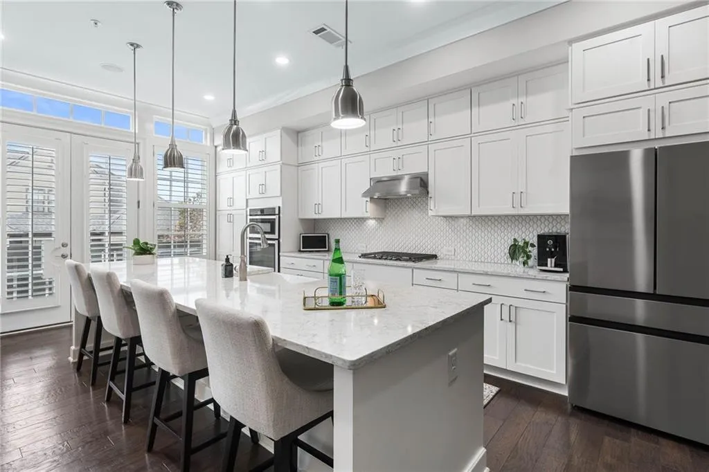 6645 Cadence Boulevard, Atlanta, Georgia 30328, 3 Bedrooms Bedrooms, ,4 BathroomsBathrooms,Residential,Sold,6645 Cadence Boulevard,7483333