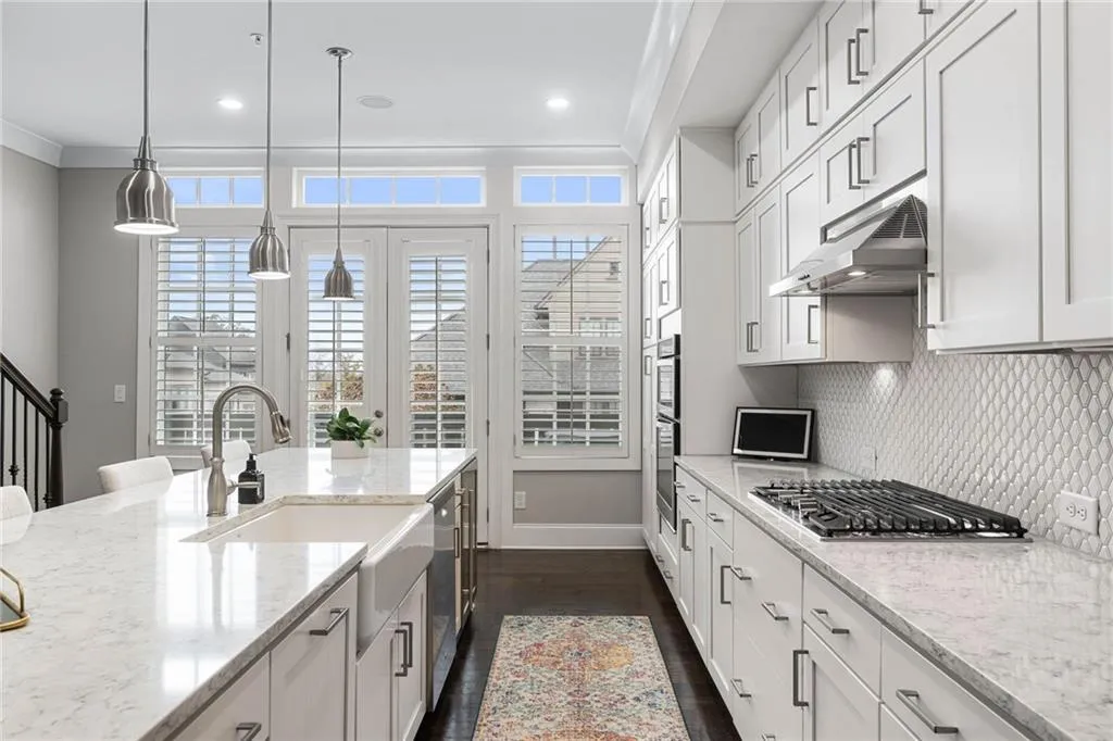 6645 Cadence Boulevard, Atlanta, Georgia 30328, 3 Bedrooms Bedrooms, ,4 BathroomsBathrooms,Residential,Sold,6645 Cadence Boulevard,7483333