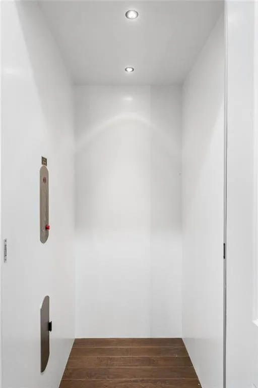 6645 Cadence Boulevard, Atlanta, Georgia 30328, 3 Bedrooms Bedrooms, ,4 BathroomsBathrooms,Residential,Sold,6645 Cadence Boulevard,7483333