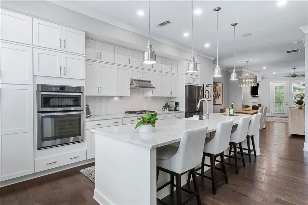 6645 Cadence Boulevard, Atlanta, Georgia 30328, 3 Bedrooms Bedrooms, ,4 BathroomsBathrooms,Residential,Sold,6645 Cadence Boulevard,7483333