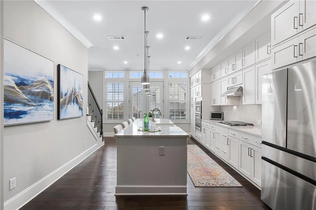 6645 Cadence Boulevard, Atlanta, Georgia 30328, 3 Bedrooms Bedrooms, ,4 BathroomsBathrooms,Residential,Sold,6645 Cadence Boulevard,7483333