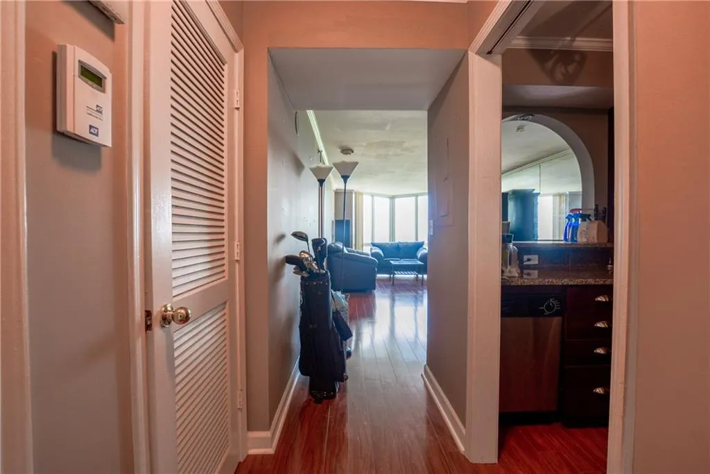 2870 Pharr Court S Unit 2407, Atlanta, Georgia 30305, 1 Bedroom Bedrooms, ,1 BathroomBathrooms,Residential,Sold,2870 Pharr Court S Unit 2407,5716755