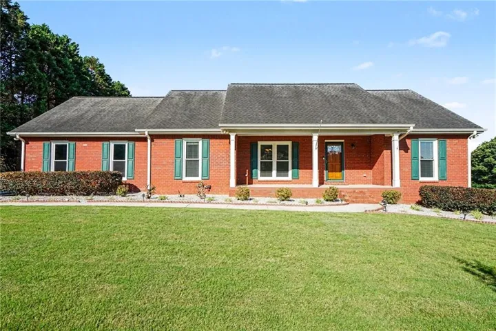 2822 Green Road, Loganville, Georgia 30052